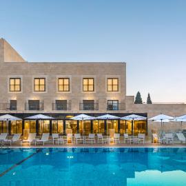 Edmond Luxury Hotel & Spa, хотел в Рош Пина
