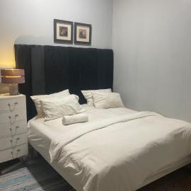 Cozy Apartment, hotel a Kololi