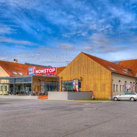 Itvv, hotel Chvalovicében