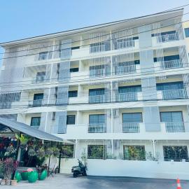 Belvilla Chiangmai near Lanna Hospital, hotel in Chiang Mai
