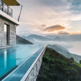 Hotel Villa Honegg，恩納特比根的飯店