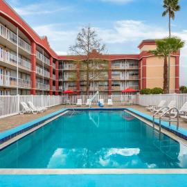 Baymont by Wyndham Orlando North Millenia, hotel en Orlando