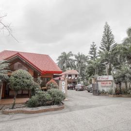 OYO 741 Sierra Travellers Inn