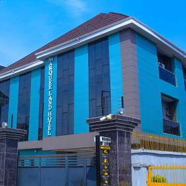 Marquee Land Hotel, hotell i Lagos