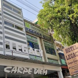 Hotel Legacy, hotell i Prayagraj