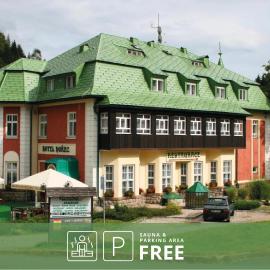Hotel Hořec, хотел в Пец под Снежка