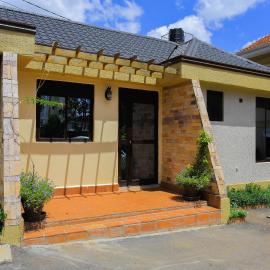 Le Bungalow Juane, Hotel in Kampala
