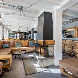 CHALET AUBERGE - Les Mélèzes, hotell sihtkohas Tignes