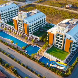 Linda Sunny Beach Hotel & Spa-Ultra All Inclusive, hotel en Side