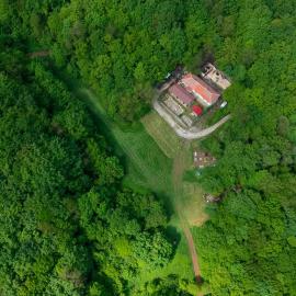 Bonsovi Poliani Hut (хижа Бонсови поляни), hotelli kohteessa Vladaya