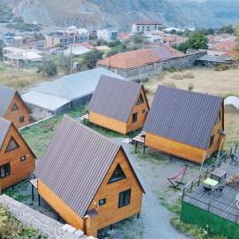 Guesthouse Elli & Cottages, hotel em Kazbegi