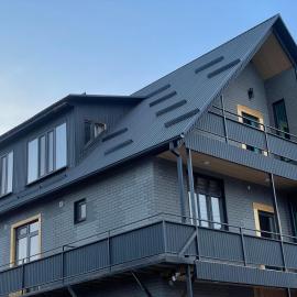 BIYIK House, hotel em Karakol