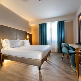 Elite Hotel & Spa، فندق في ميستر