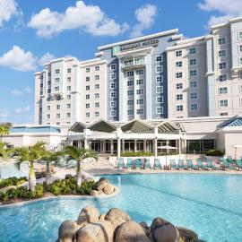Embassy Suites by Hilton San Juan - Hotel & Casino，聖胡安的飯店
