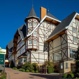 Hotel Serra da Estrela, khách sạn ở Campos do Jordão
