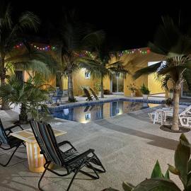Hôtel Colibri Lac Rose, hotel em Niaga