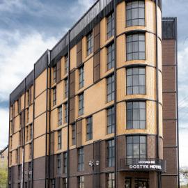 Dostyk Business Hotel, отель в Актау