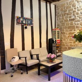 Hôtel Des Fontaines, hotel din Paris