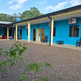 La Victoria Hospedaje, hotel Caaguazúban
