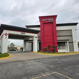 Sky Tree Hotels, hotel em Tulsa