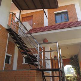 Hotel Swiss, hotel sa Pharping