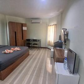Alongkorn hotel by SB, hotell i Samut Songkhram