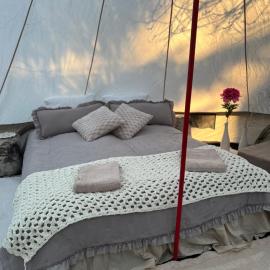 Kokkola में, होटल Elämyksellinen majoitus glamping-teltassa