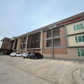 K2 Living Hotel, khách sạn ở Uttaradit