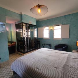 Chambre 3, Riad 3 Couple only au village naturiste, hotell sihtkohas Cap d'Agde