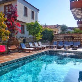 Sezgin Boutique Hotel, hotelli kohteessa Kuşadası