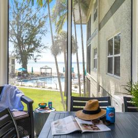 Tamarind Bay 3BD on Seven Mile Beach, hotell i George Town