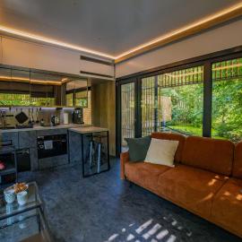 Water Hideout - Floating Luxury in Pure Wilderness, hotel en Wysoka