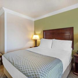 Best Western PLUS Mirage Hotel and Resort