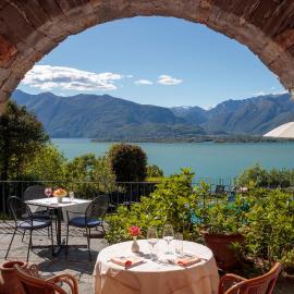 Bellavista Swiss Quality Hotel, hotel u gradu 'Vira'