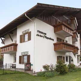 Pension an der Mayenburg、ヴォランのホテル