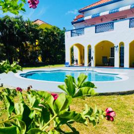 Bon Accord में, होटल Villa Hanna