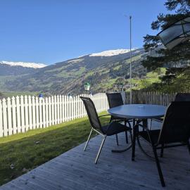 Tiny House Lodges Zillertal, khách sạn ở Unterberg