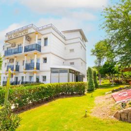 La Cactus Boutique Hotel, hotel di Antalya