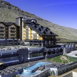 Radisson Blu Resort & Spa, Korek Mountain, hotel u gradu Rawandoz