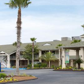 Days Inn & Suites by Wyndham Jekyll Island, hotel v destinácii Jekyll Island