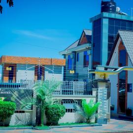 NILLA HOTEL Chunya, hotel en Chunya