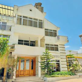 Social House, hotel di Addis Ababa