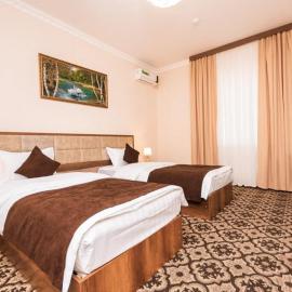 Reikartz Fergana, hotel en Ferganá