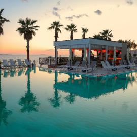 Joelle Premium Hotel, ξενοδοχείο στους Αγίους Σαράντα
