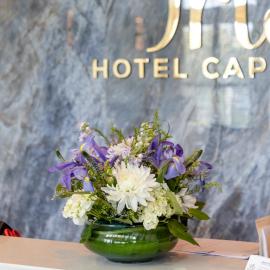 Iris Hotel Cape Cod, hotel en Falmouth