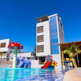 Hotel Gran Marquez