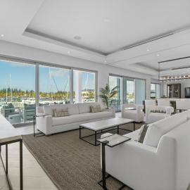 Casablanca Bahamas- New Luxury Waterfront Condo, Palm Cay, The Bahamas, hotel u gradu Nasau