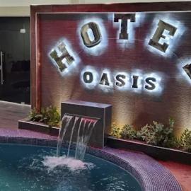Hotel Oasis, hotel v Riberalte
