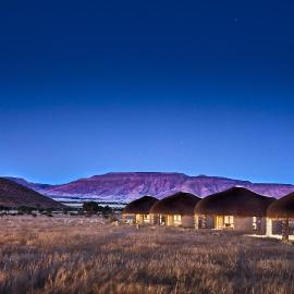 We Kebi Safari Lodge, hotel em Hammerstein