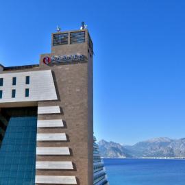 Ramada Plaza Antalya, хотел в Анталия